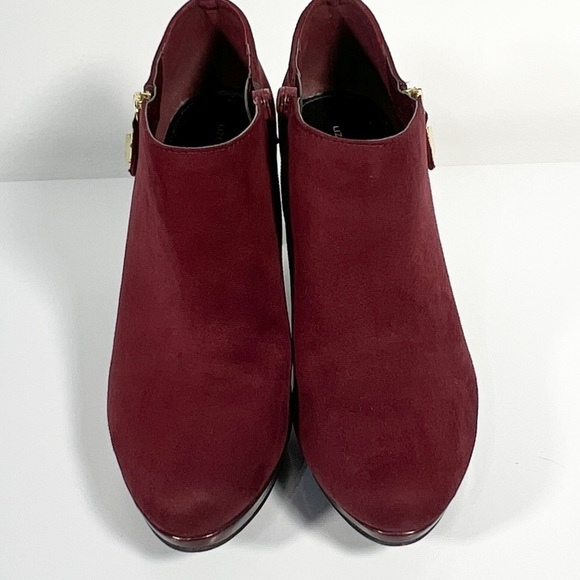 𝅺LIZ CLAIBORNE EAGAN SUEDE‎ HEALED ANKLE BOOT - Picture 1 of 7